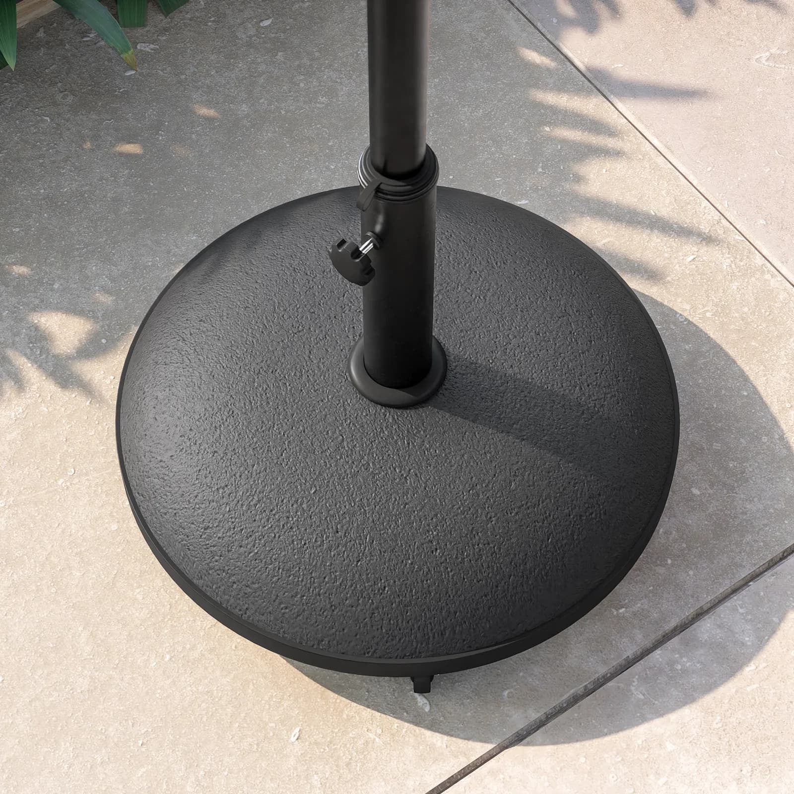 Base per ombrellone palo centrale da 25 kg con ruote rotonda 50 cm in cemento nero - Manek