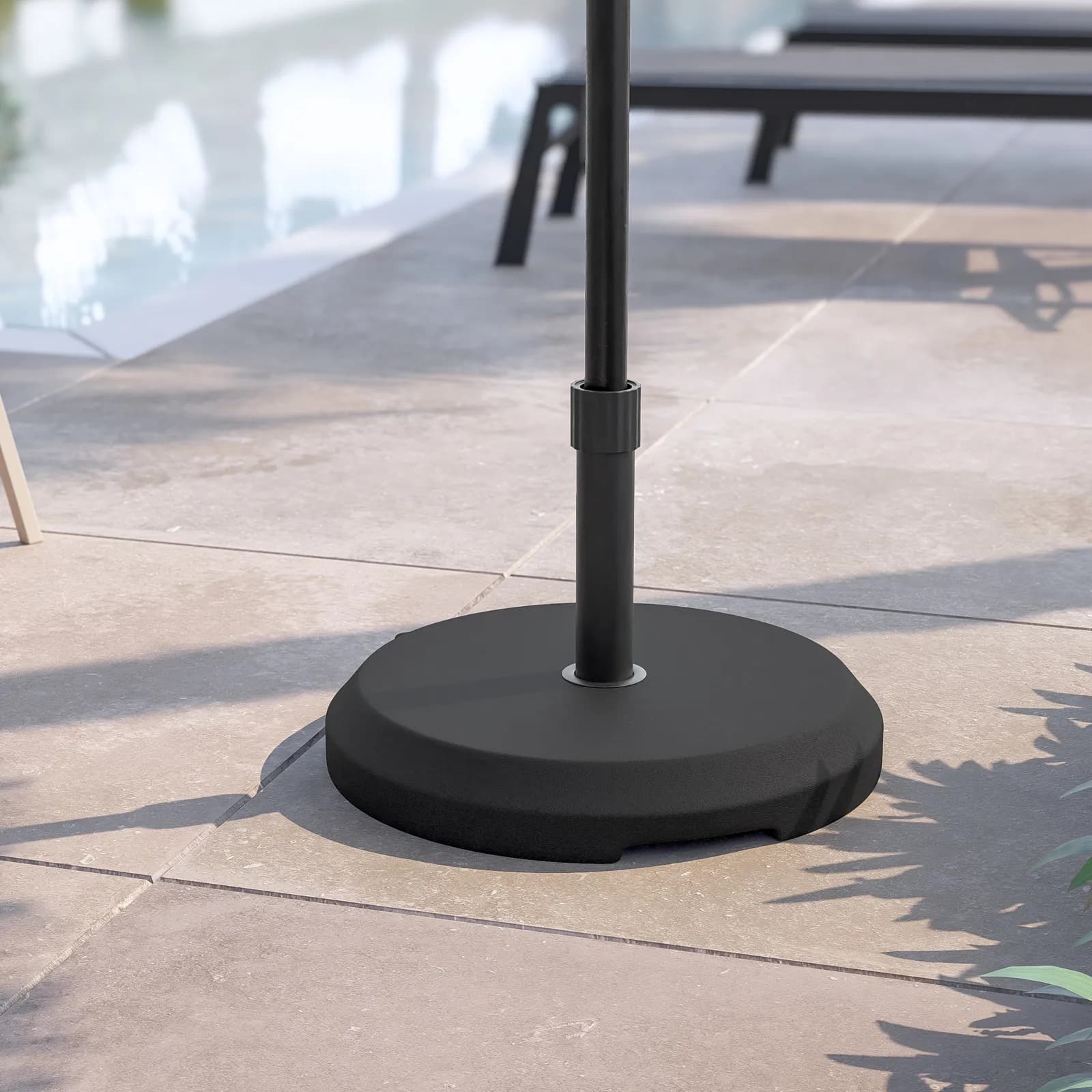Base per ombrellone palo centrale da 30 kg rotonda 55 cm in cemento nero con ruote - Aurelio