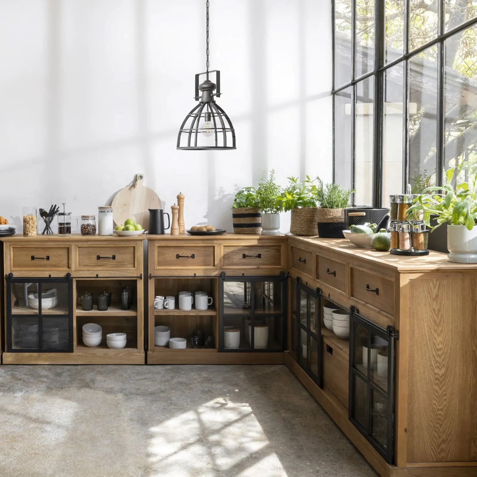 Credenza 94x85h cm in legno impiallacciato in abete e metallo con 1 anta e 2 cassetti - Zelanda
