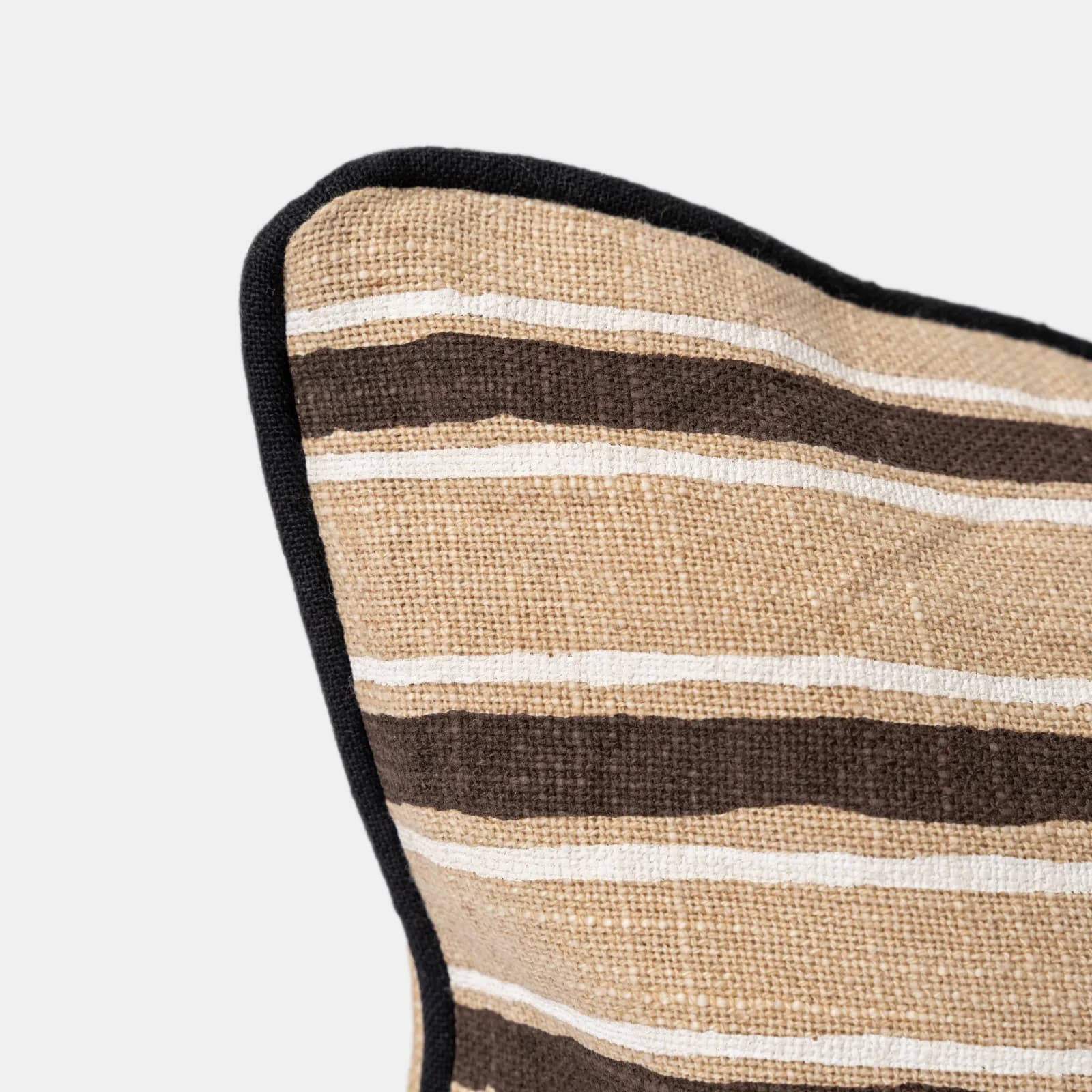Cuscino sfoderabile 45x45 cm nero e sabbia in cotone a strisce