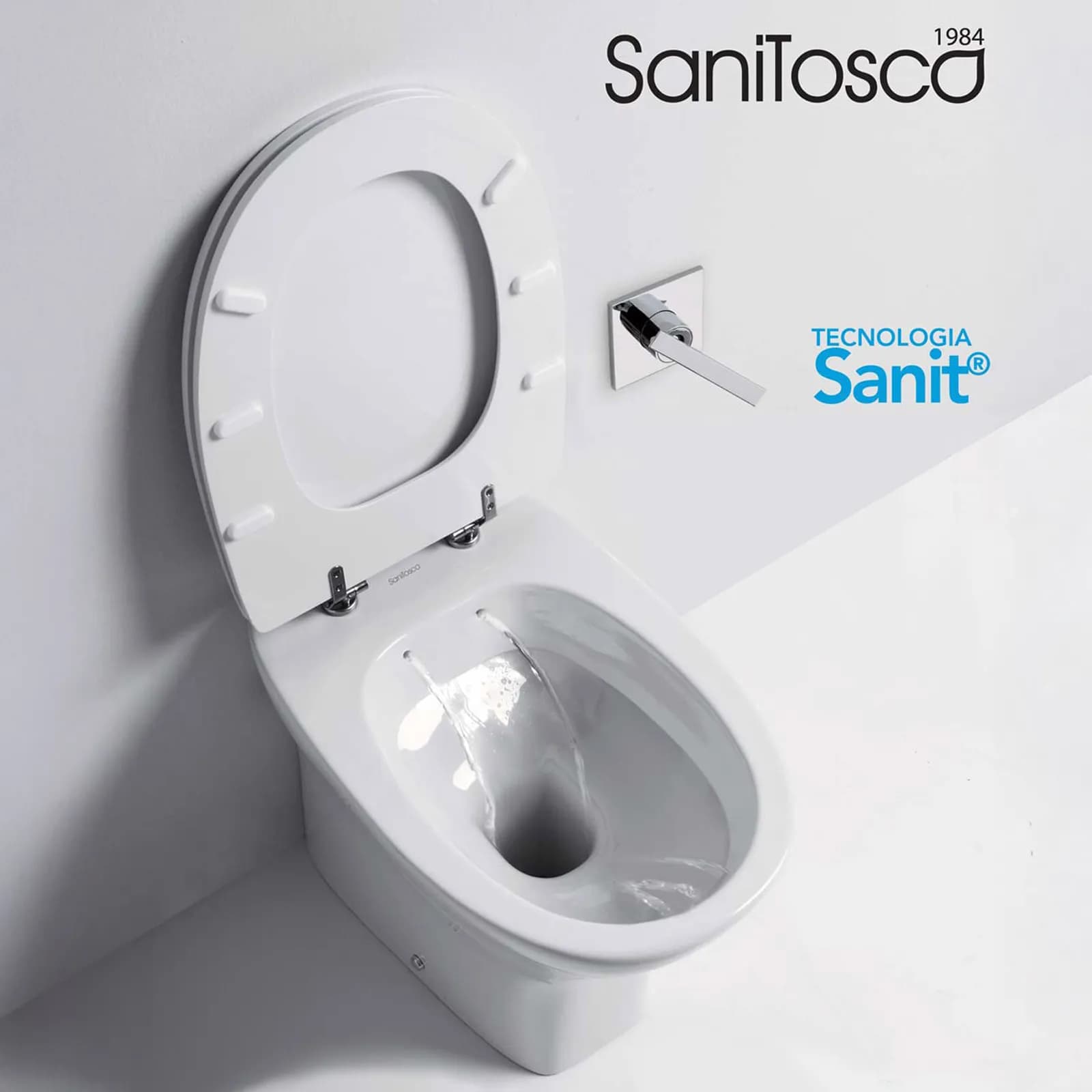 Evolution di Sanitosco Wc-bidet filomuro alto 47h cm in ceramica antibatterica