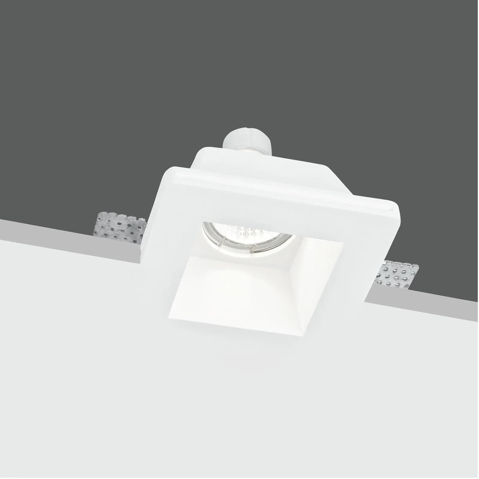 Faretto da incasso 12x12 cm in gesso bianco verniciabile con portalampada