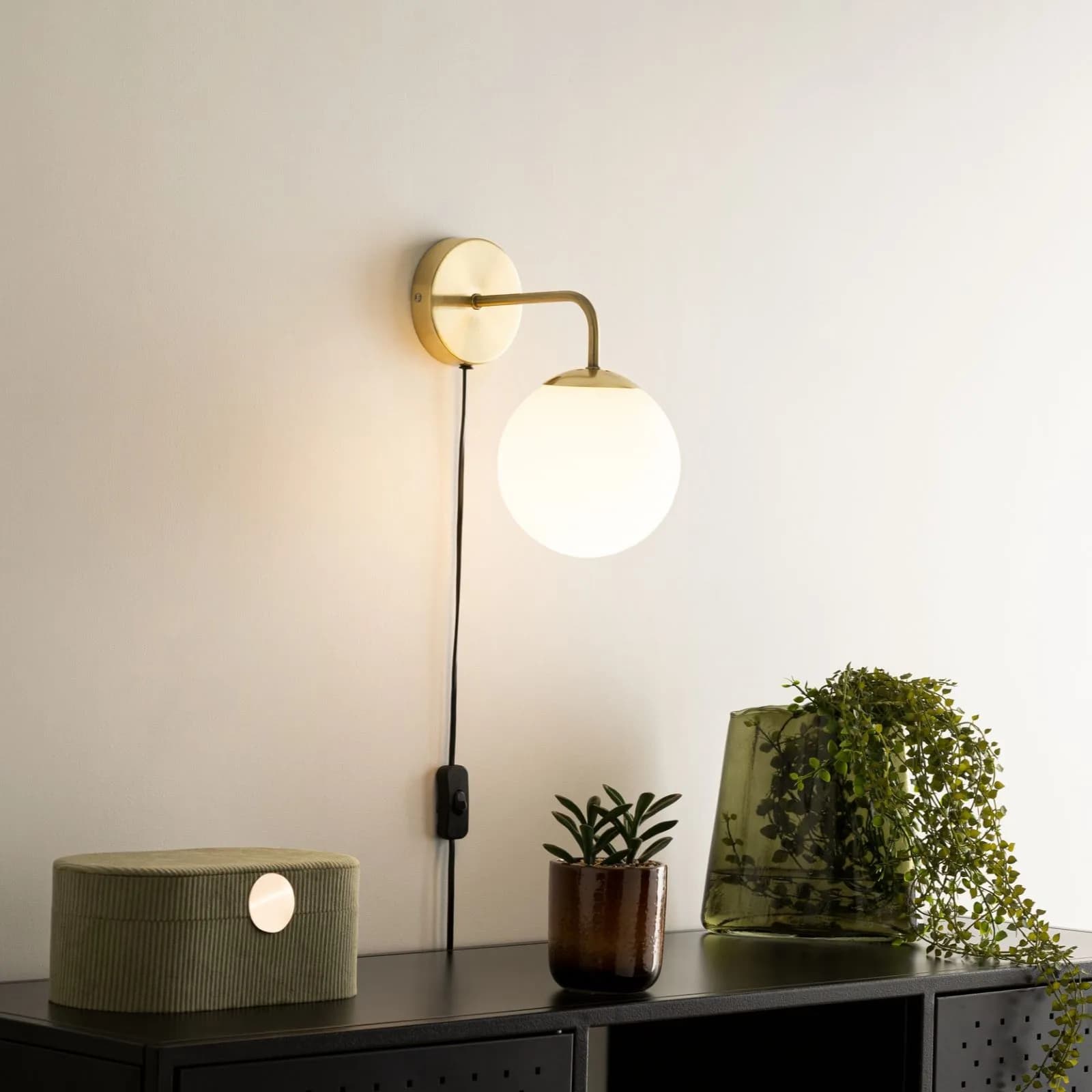Lampada a parete a sfera 15 cm in vetro bianco e oro - Failith