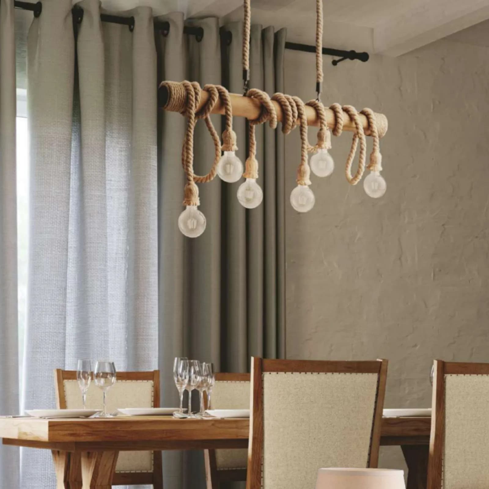 Lampada a sospensione 150h cm in metallo nero e cavi rivestiti in corda