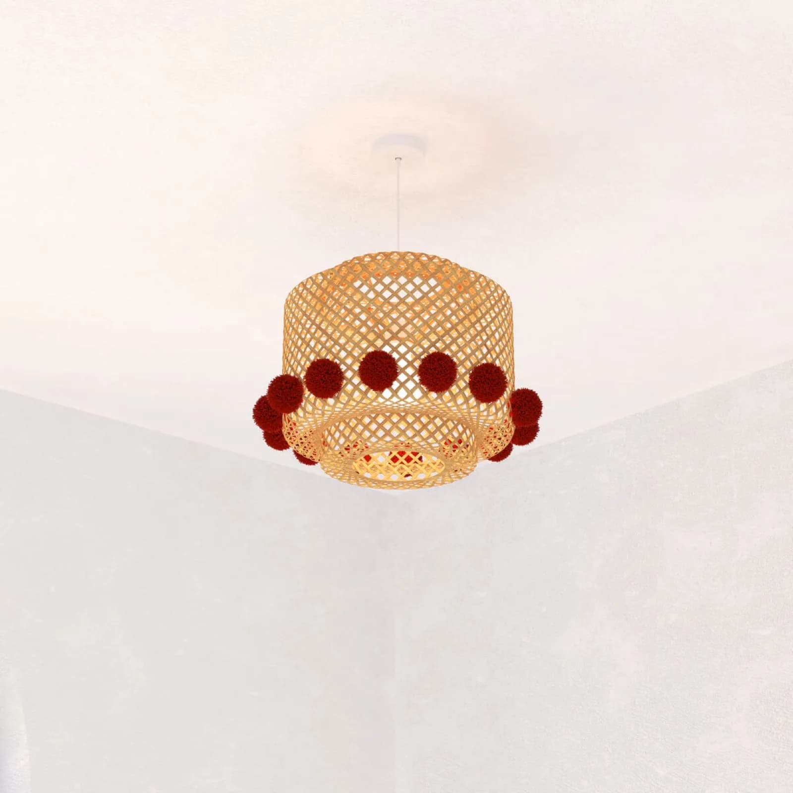 Lampada sospesa rotonda 30 cm in bambù naturale intrecciato e pompon rosso - Kids