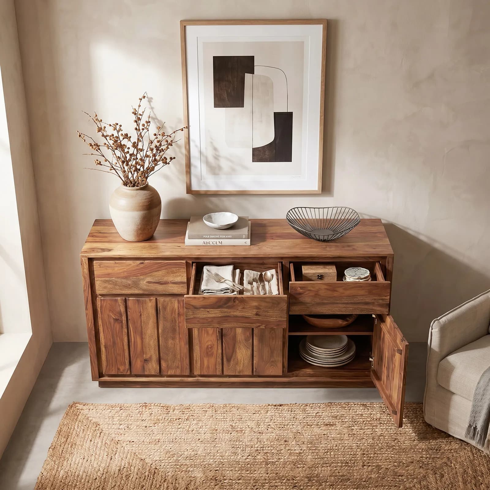 Madia 145 cm in legno con tre ante e tre cassetti - Freia Sheesham
