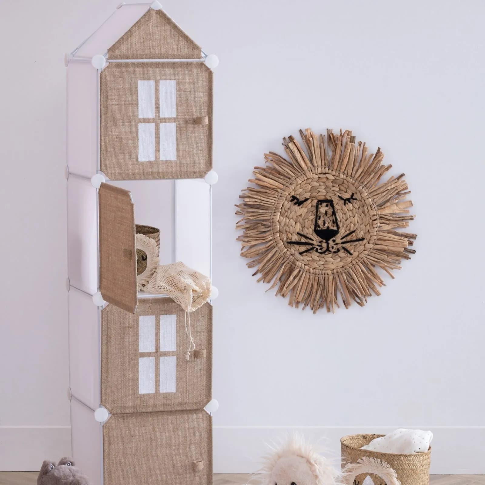 Mobile contenitore 34x139h cm in acciaio bianco con ante rivestitive in juta naturale - Kids