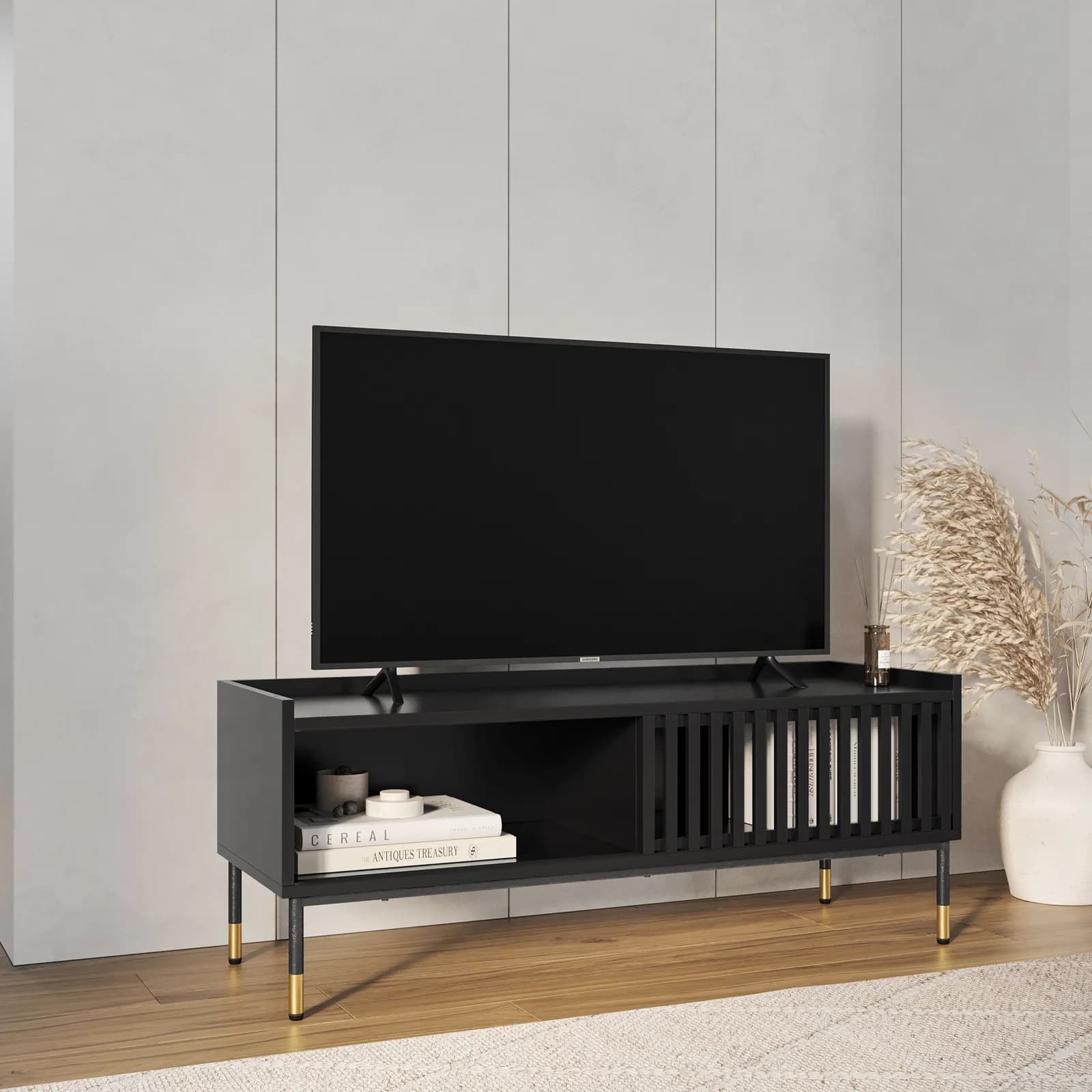 Mobile porta tv 120x47h cm con 1 anta nero opaco cannettato e gambe in acciaio con dettagli oro - Mirabel