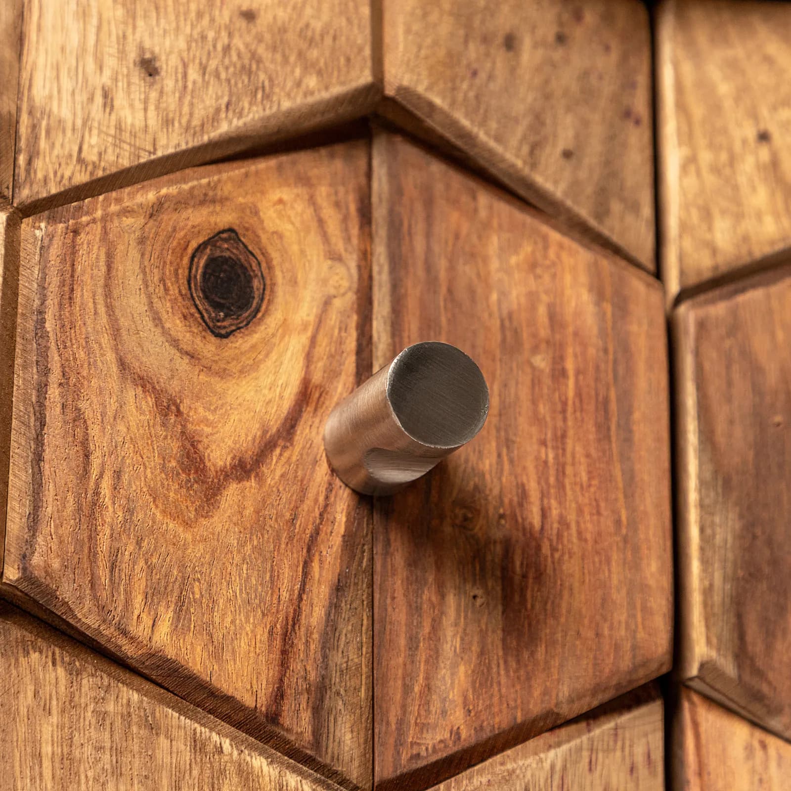 Mobile porta tv 145x49h cm in legno con due ante - Freia Sheesham