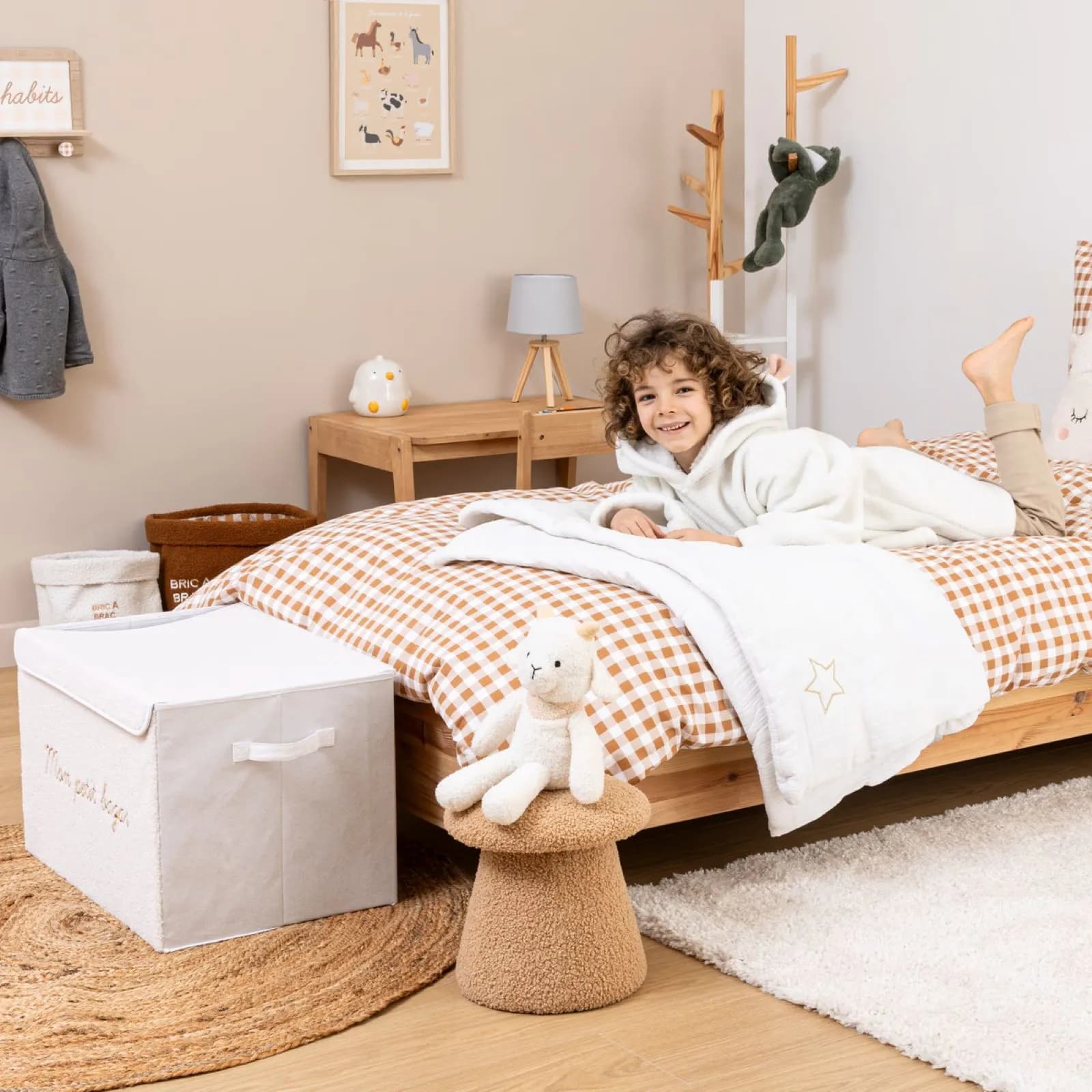 Organizer 36x57 cm pieghevole in bouclé bianco con coperchio e manici - Kids
