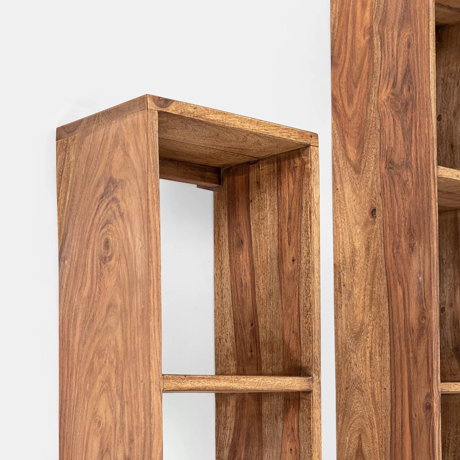 Parete attrezzata 174 cm in legno con libreria e mensola - Freia Sheesham
