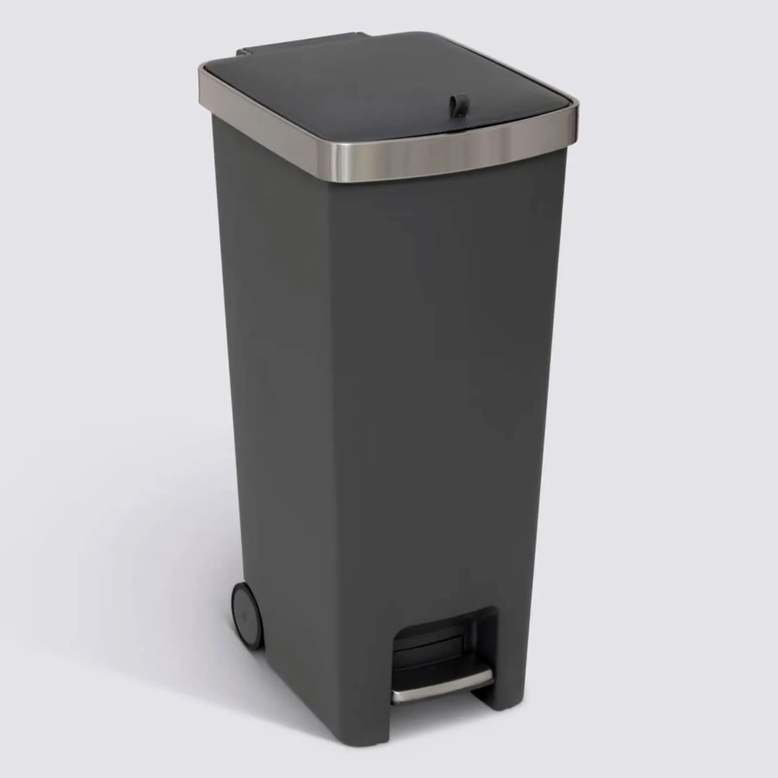 Pattumiera 45L in polipropilene grigio e acciaio inox con ruote