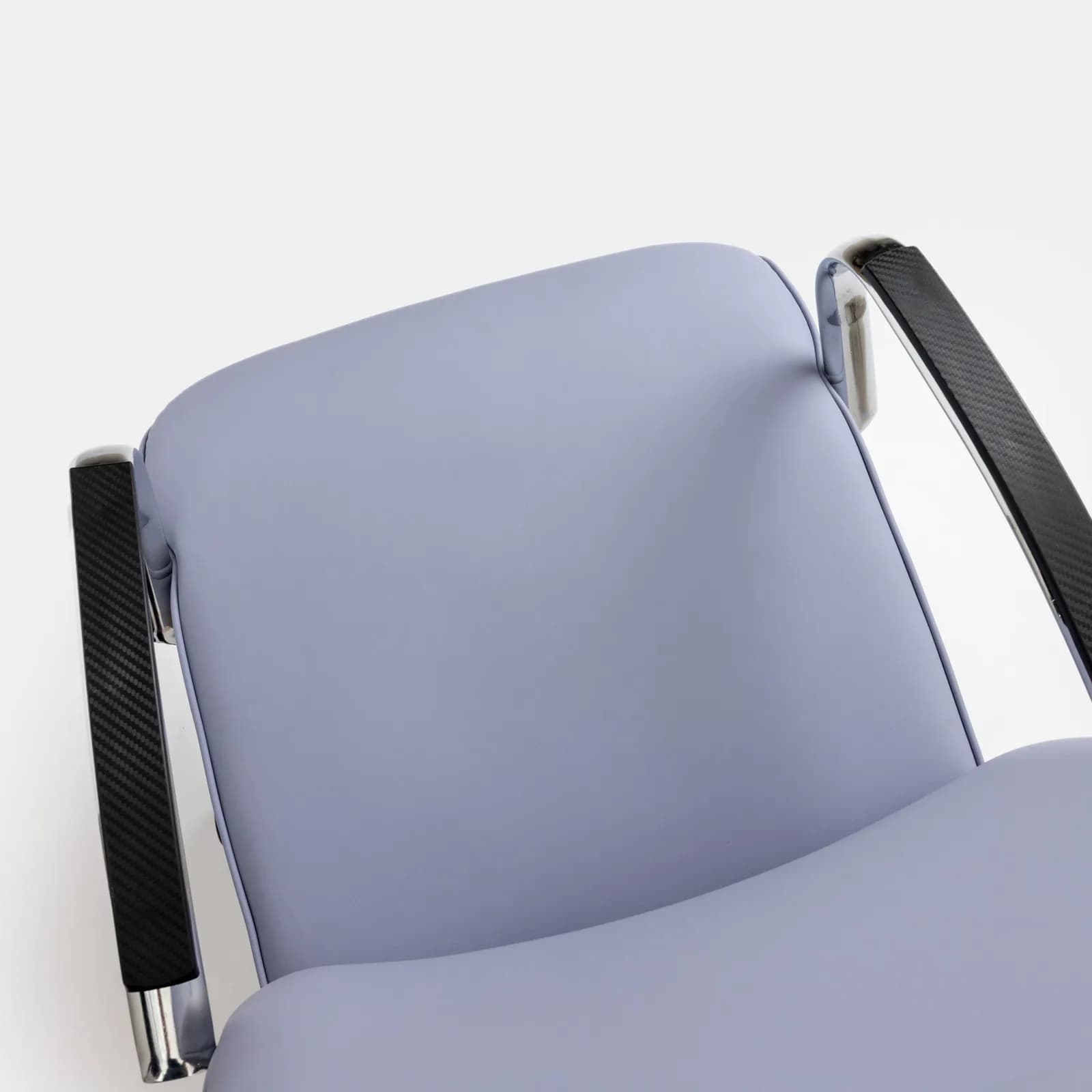 Poltrona girevole da ufficio in similpelle carta da zucchero con struttura cromo - Flowy