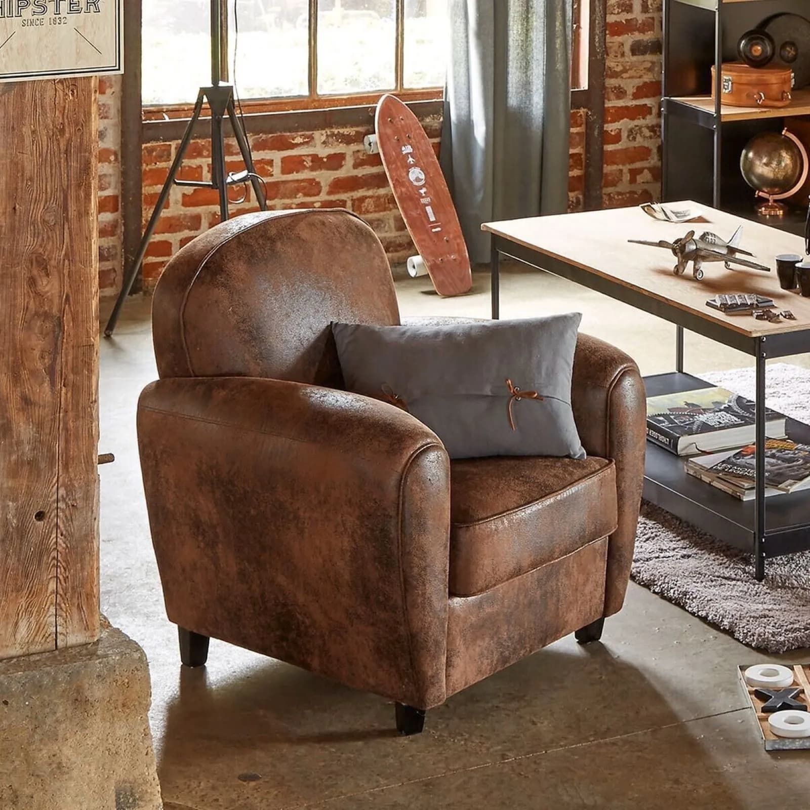 Poltrona in similpelle scamosciato cacao effetto vintage - Portland