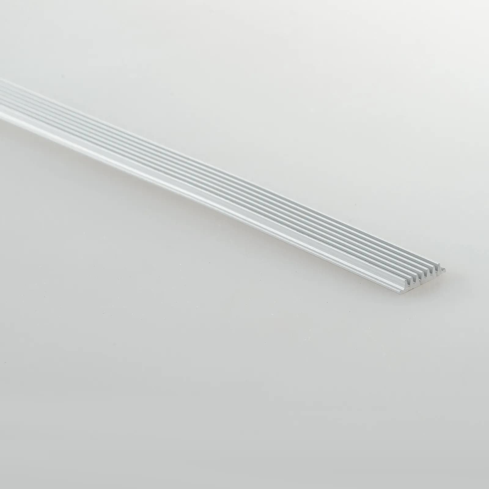Profilo per dissipazione led 2 m in alluminio silver