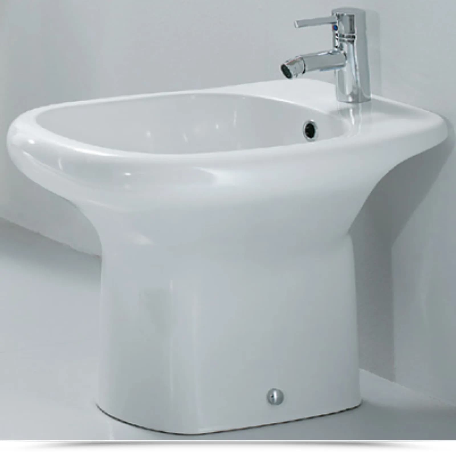 Sanitari a terra in ceramica arredo bagno wc bidet e copriwc - Shira
