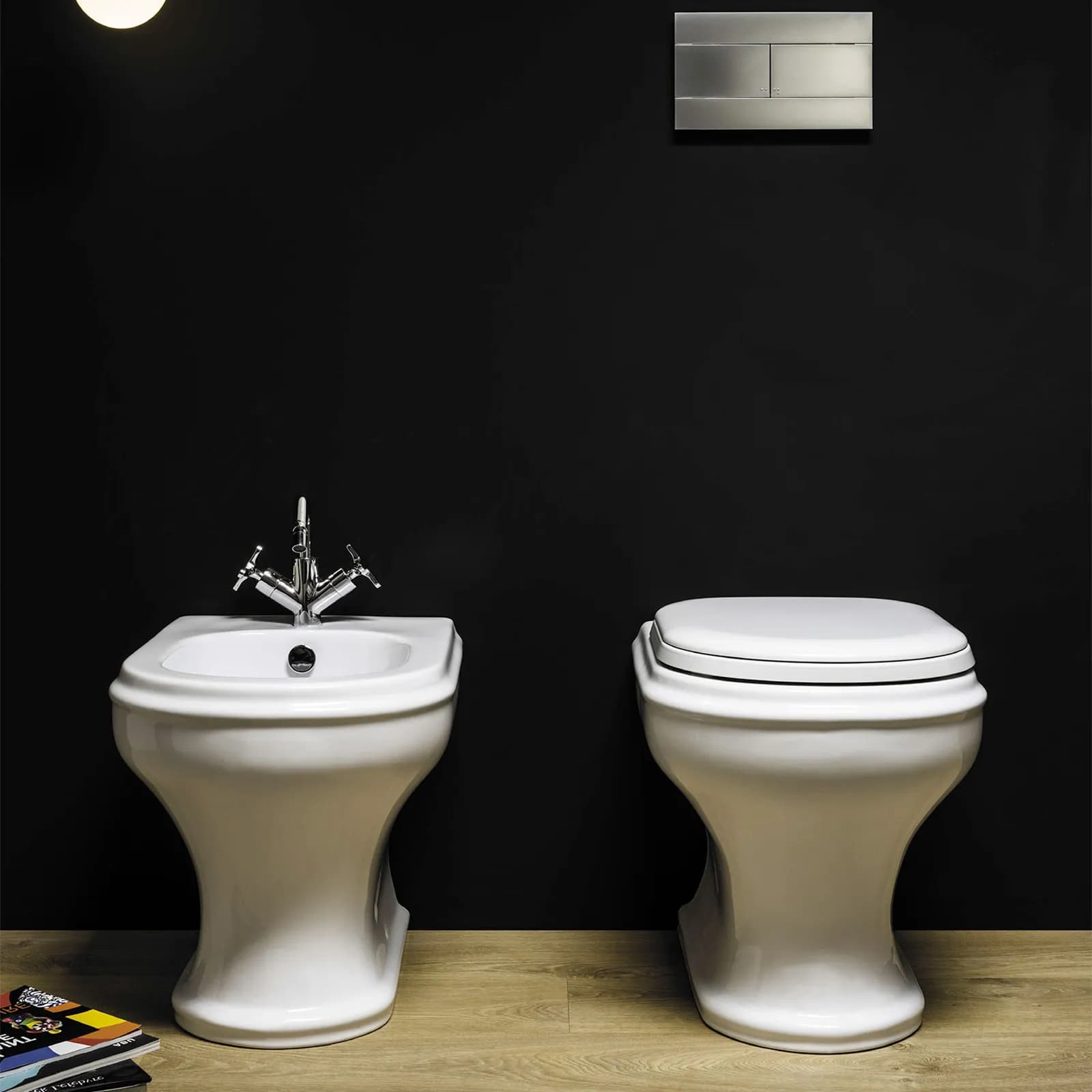 Sanitari filomuro wc con scarico traslato a pavimento Charme di Azzurra con sedile copriwc softclose