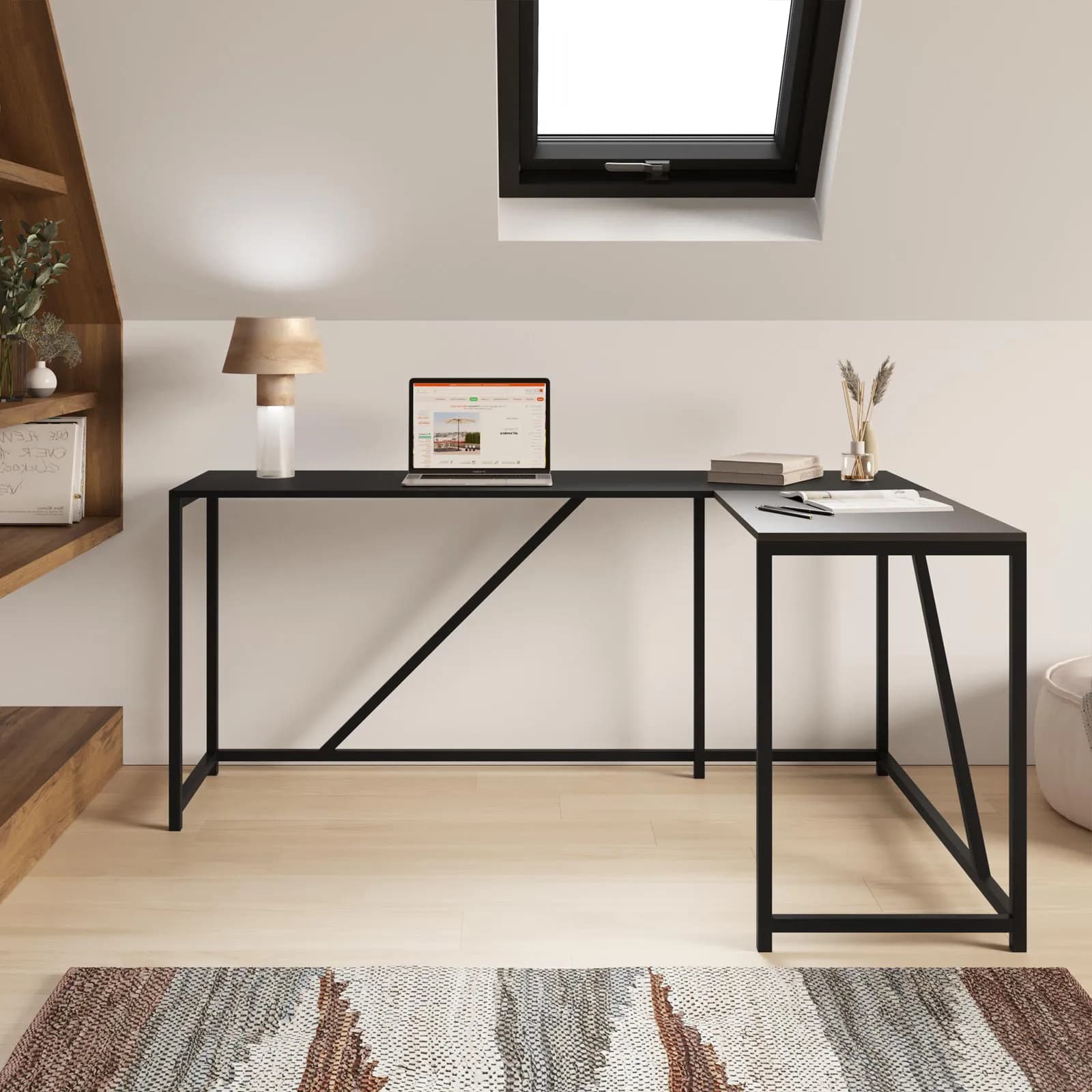 Scrivania angolare 168x120 cm in legno e metallo nero con supporto computer - Eclix