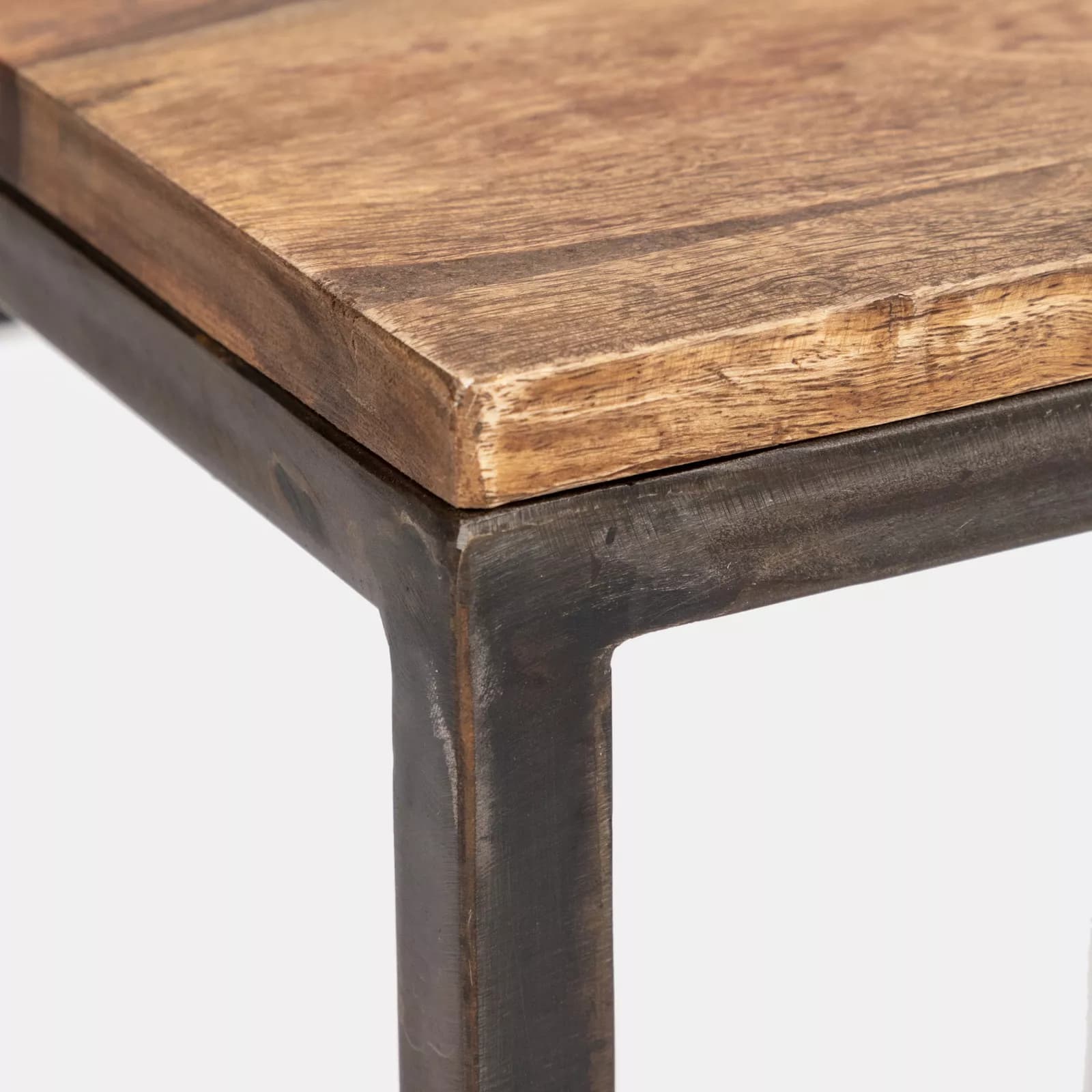 Sedia da interni in legno con gambe nere - Freia Acacia