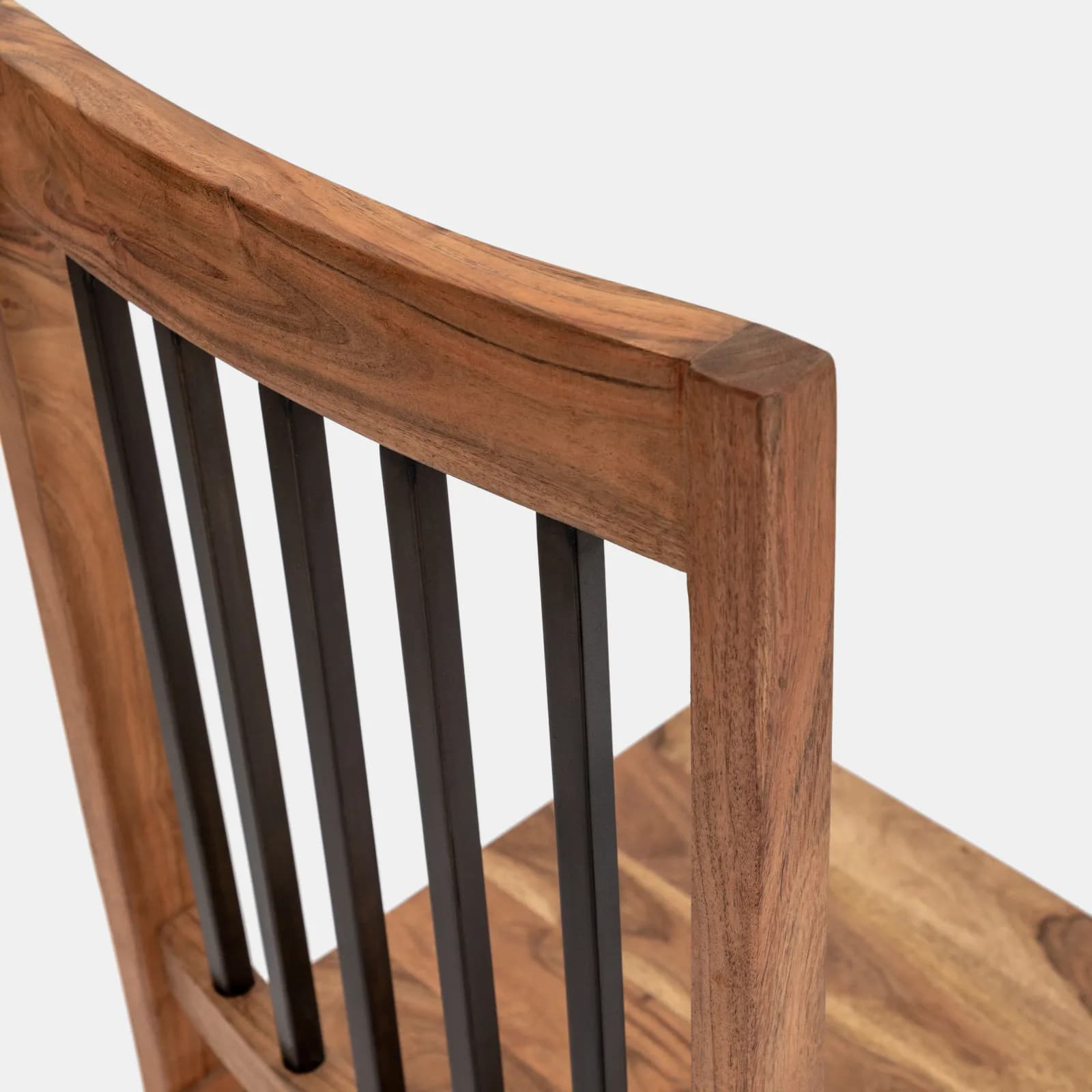 Sedia in legno con schienale alto - Freia Acacia