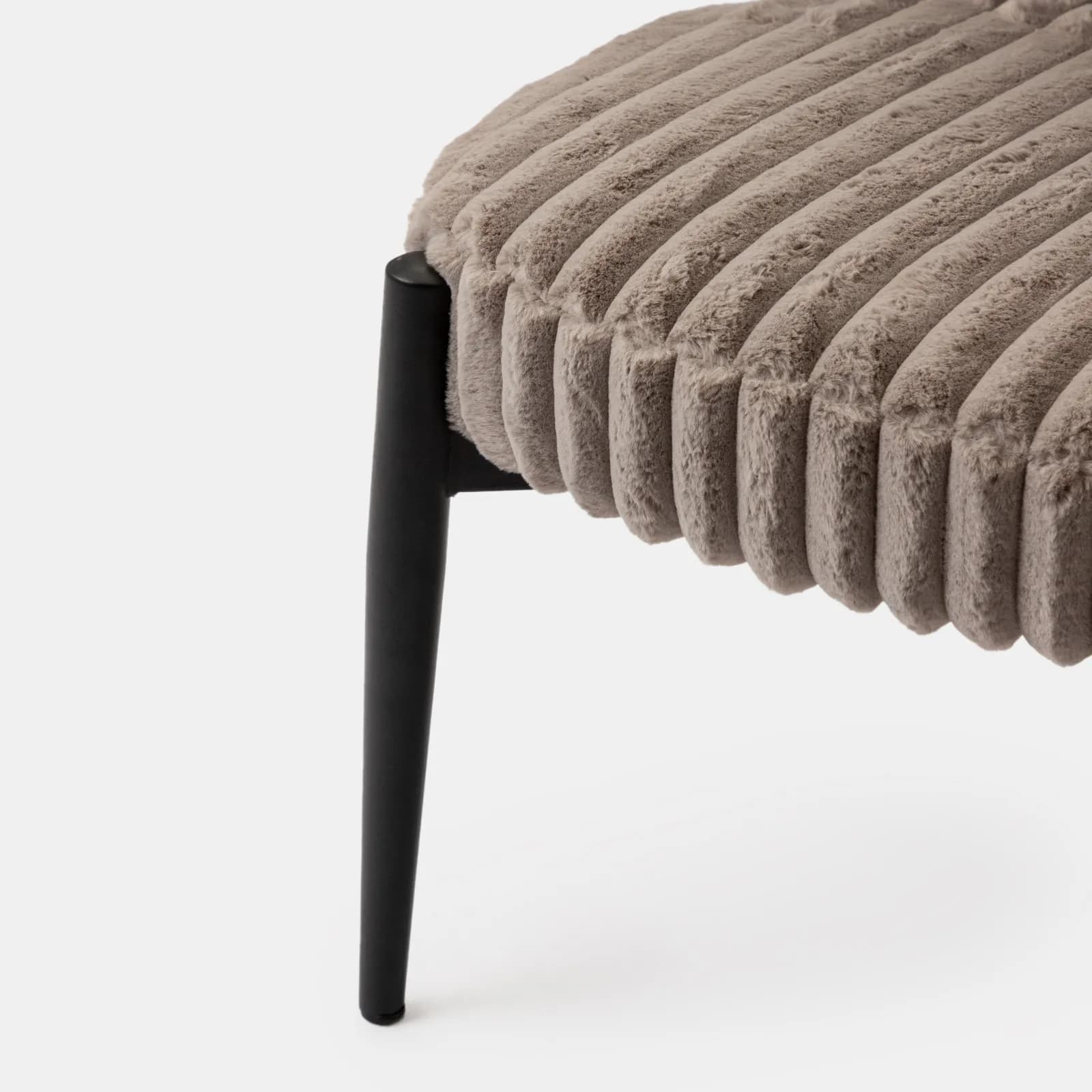 Set 2 poltrone tessuto peluche a coste grigio con gambe in metallo nero - Xhante