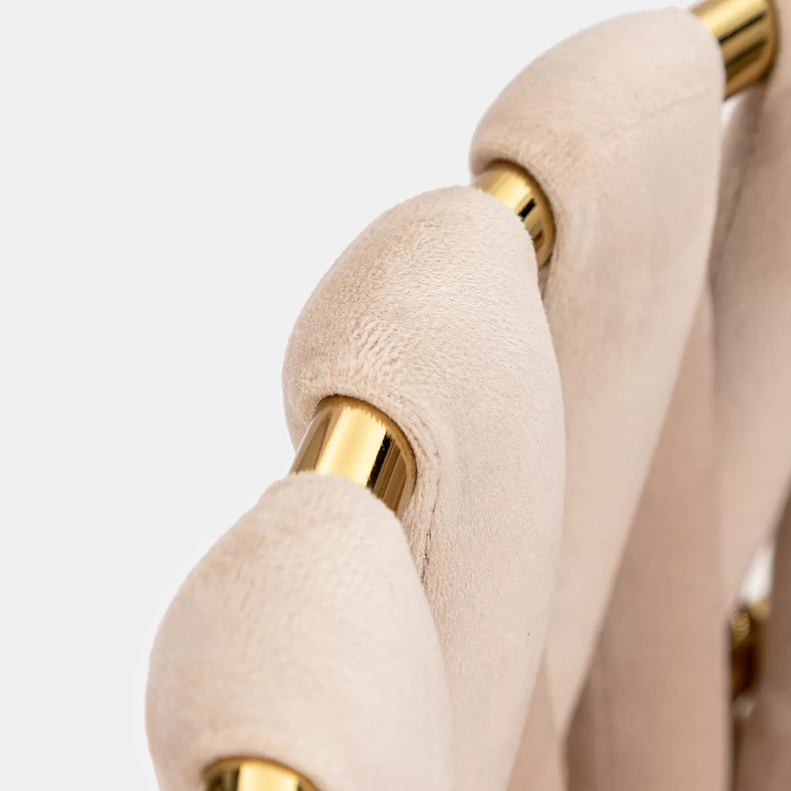 Set 2 sgabelli in velluto naturale con schienale intrecciato e gambe oro - Claranella