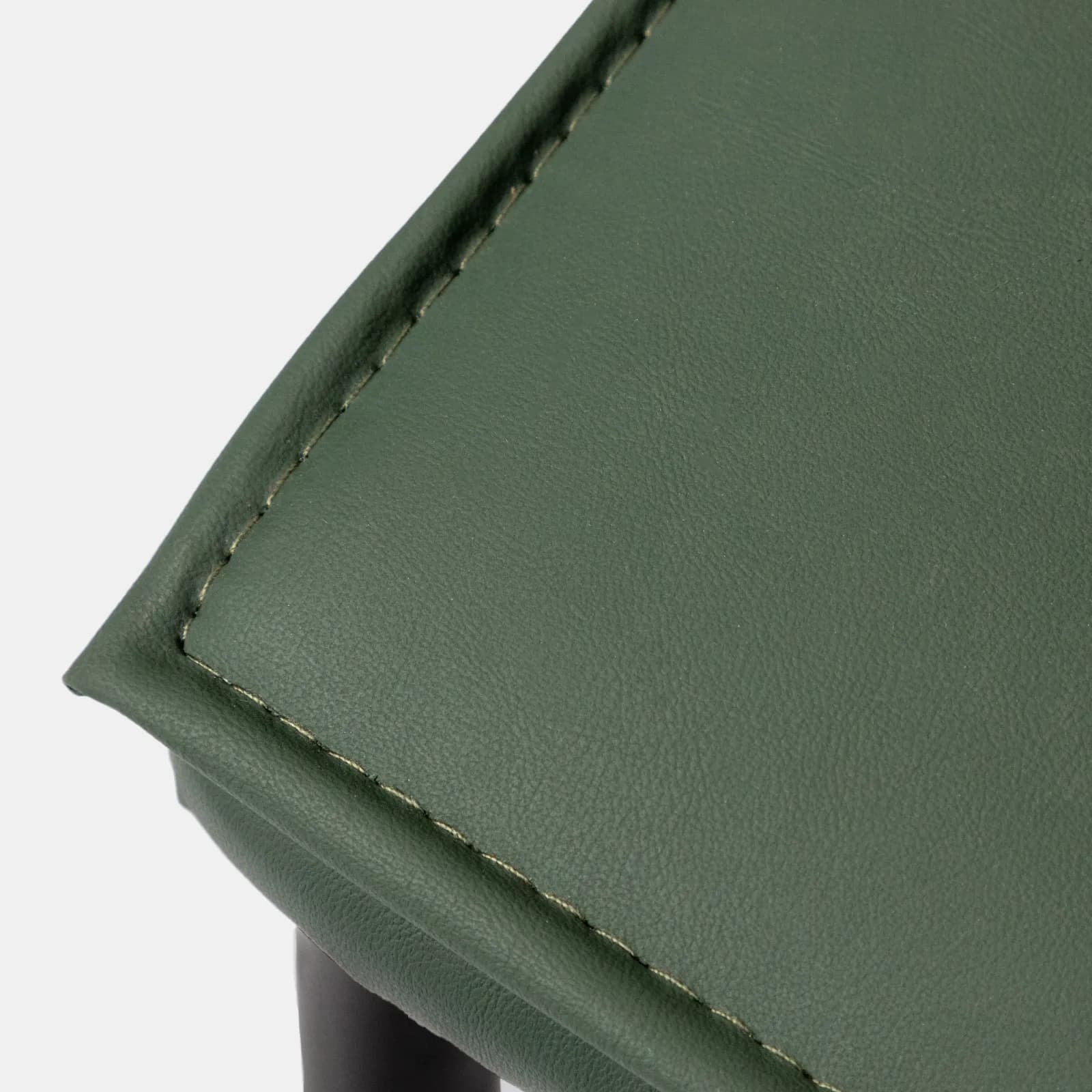 Set 4 sedie in similpelle verde bosco con gambe in metallo nero - Iolanda
