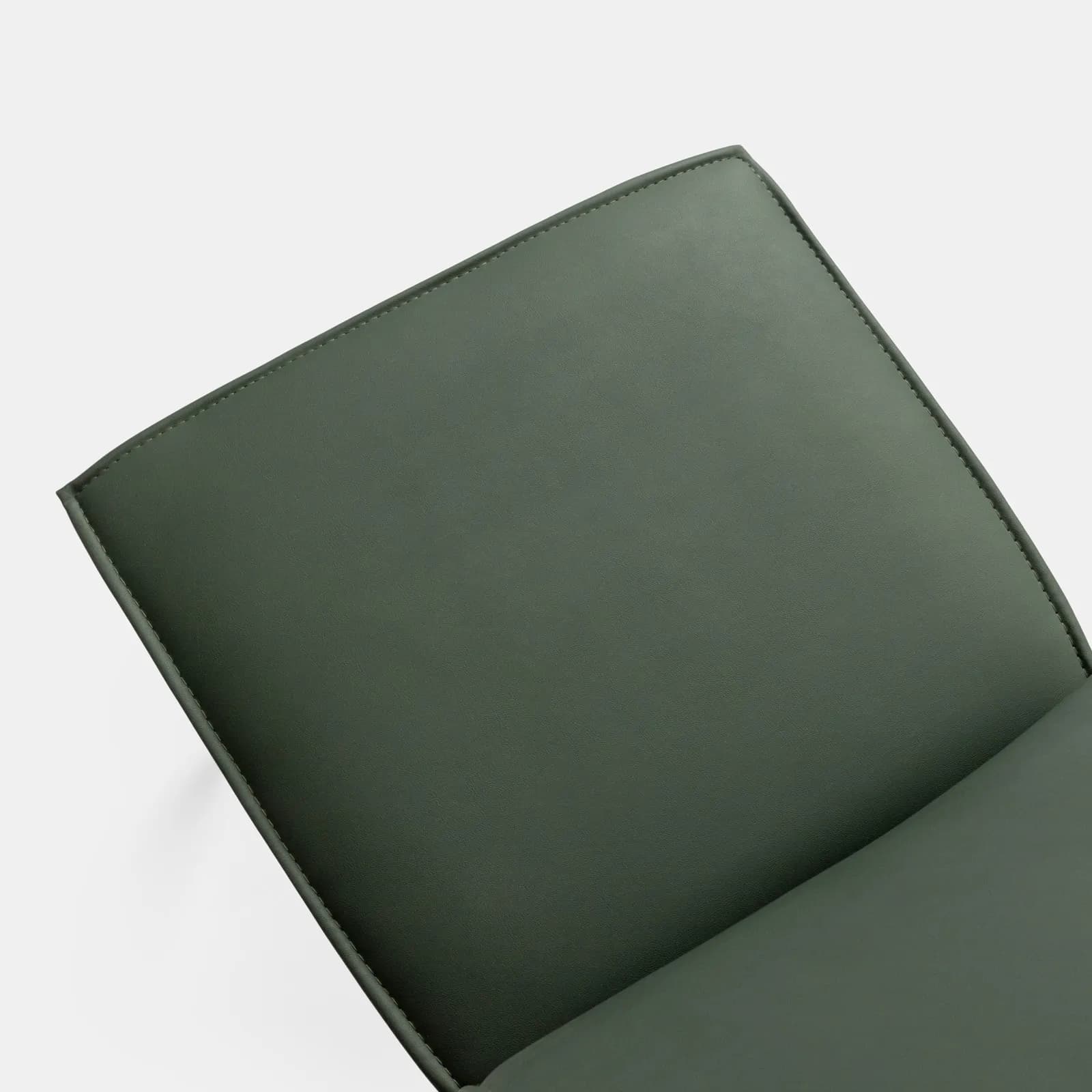 Set 4 sedie in similpelle verde bosco con gambe in metallo nero - Iolanda