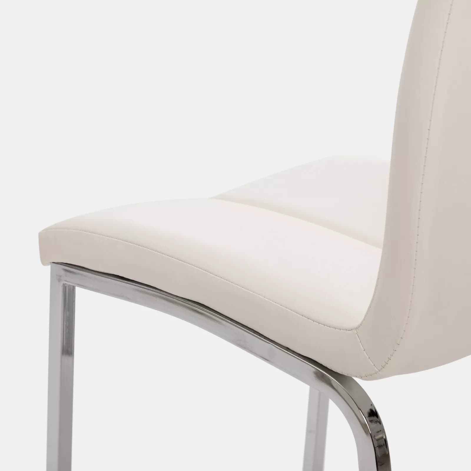 Set 4 sedie design moderno in similpelle bianco - Granduca