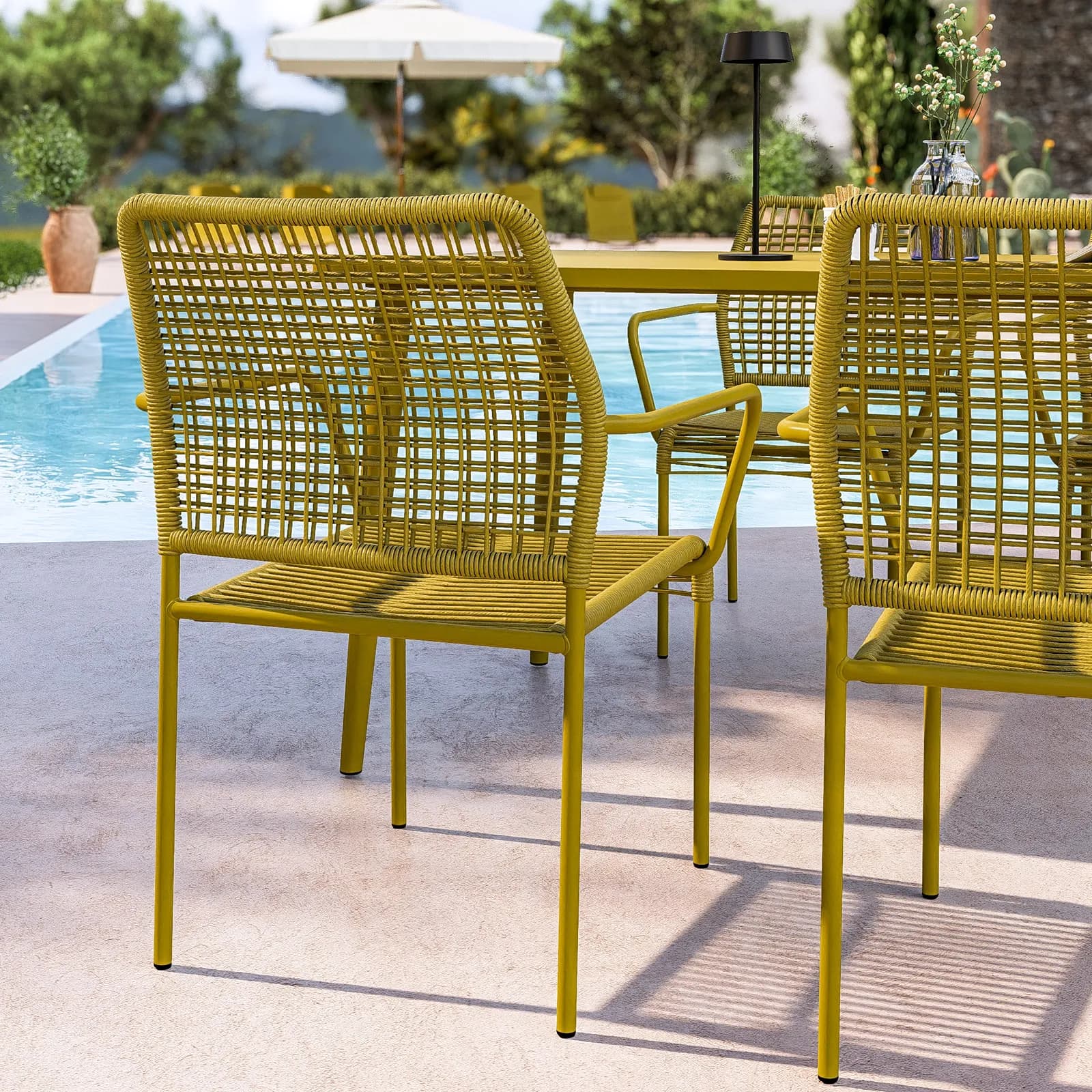 Set pranzo tavolo 150x80 cm e 4 sedie con braccioli in corda ocra - Levanto