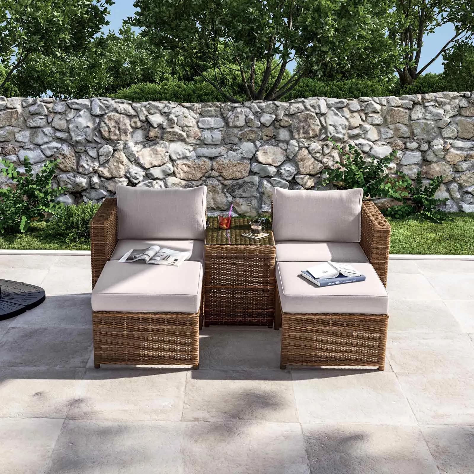 Set relax da giardino modulare con 2 divani 2 pouf e tavolino in polyrattan naturale - Tobago