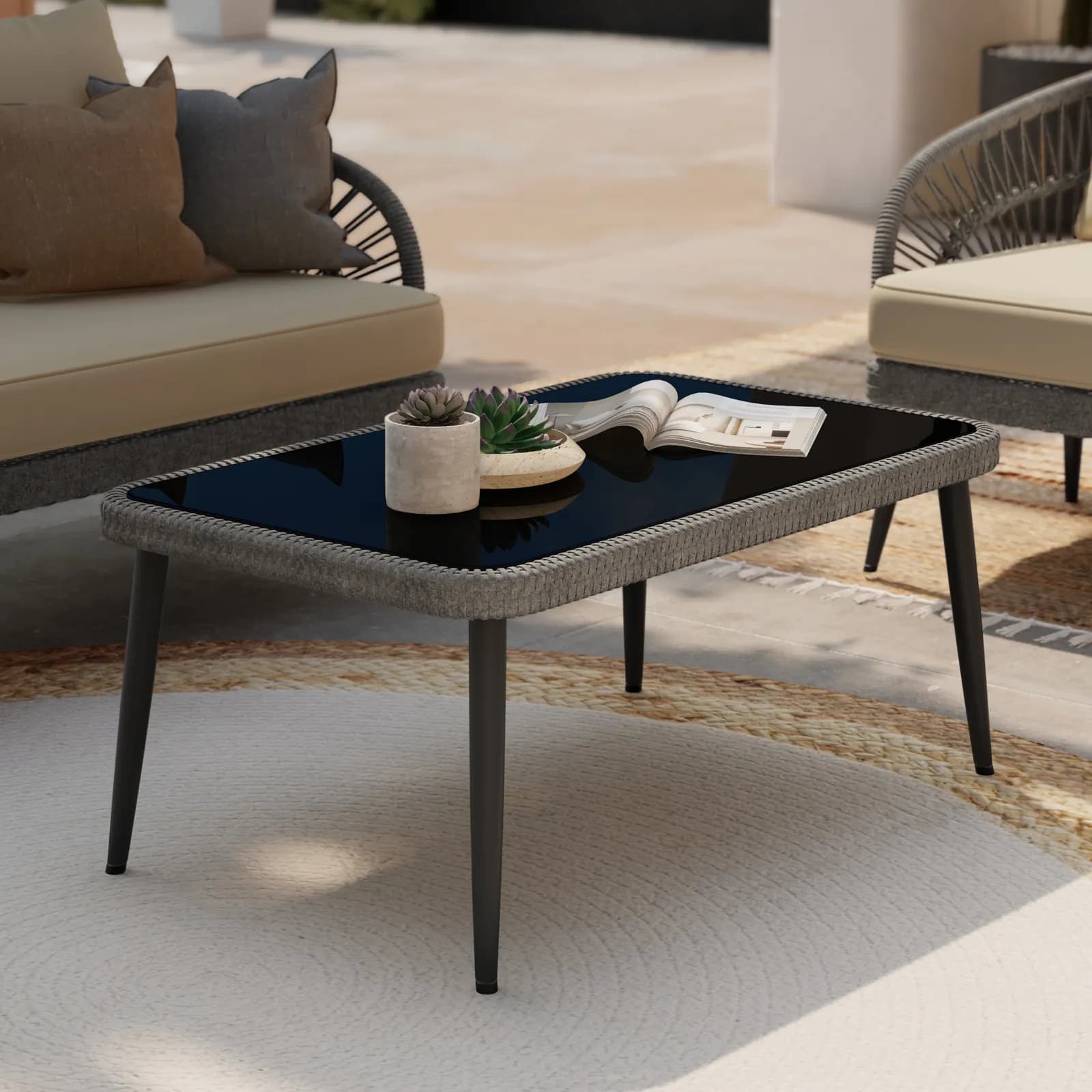 Set relax 4 posti in polyrattan tortora con cuscini e tavolino - Alana