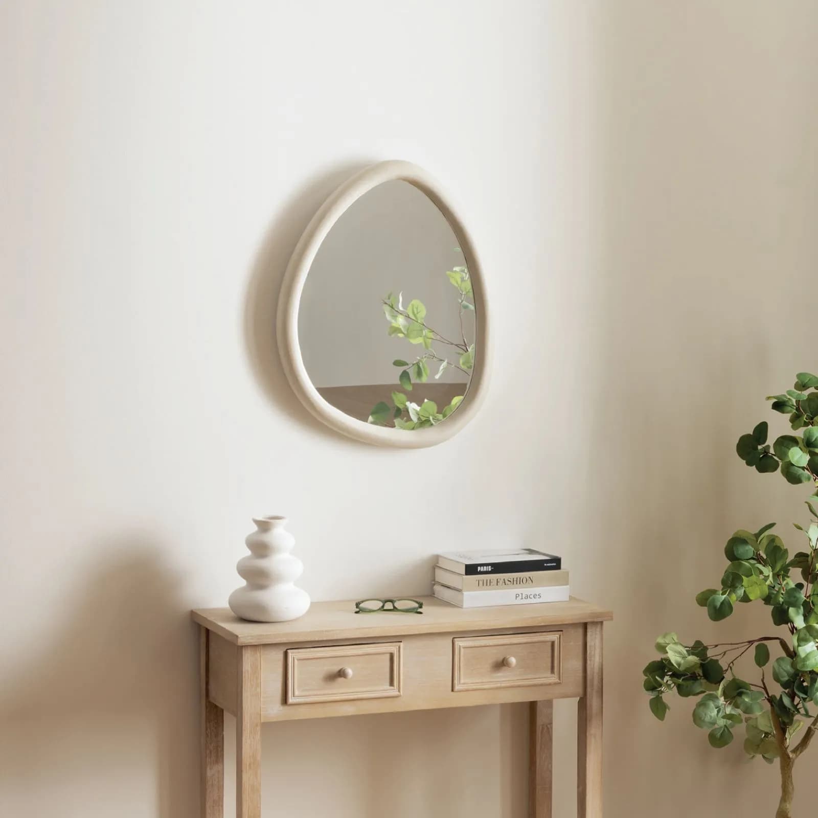 Specchio da interno 47x60h cm in legno effetto pietra beige - Ilenia