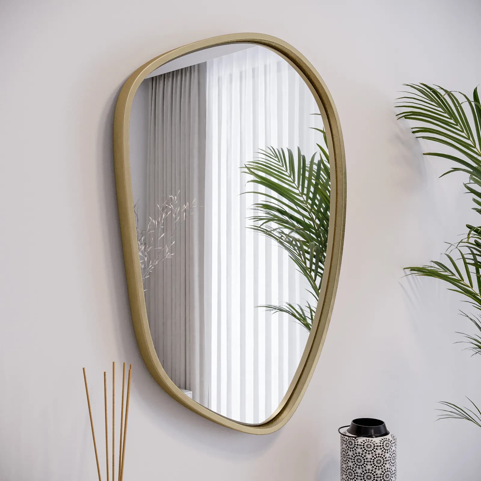 Specchio da parete 60x80 cm con cornice in metallo oro - Thames