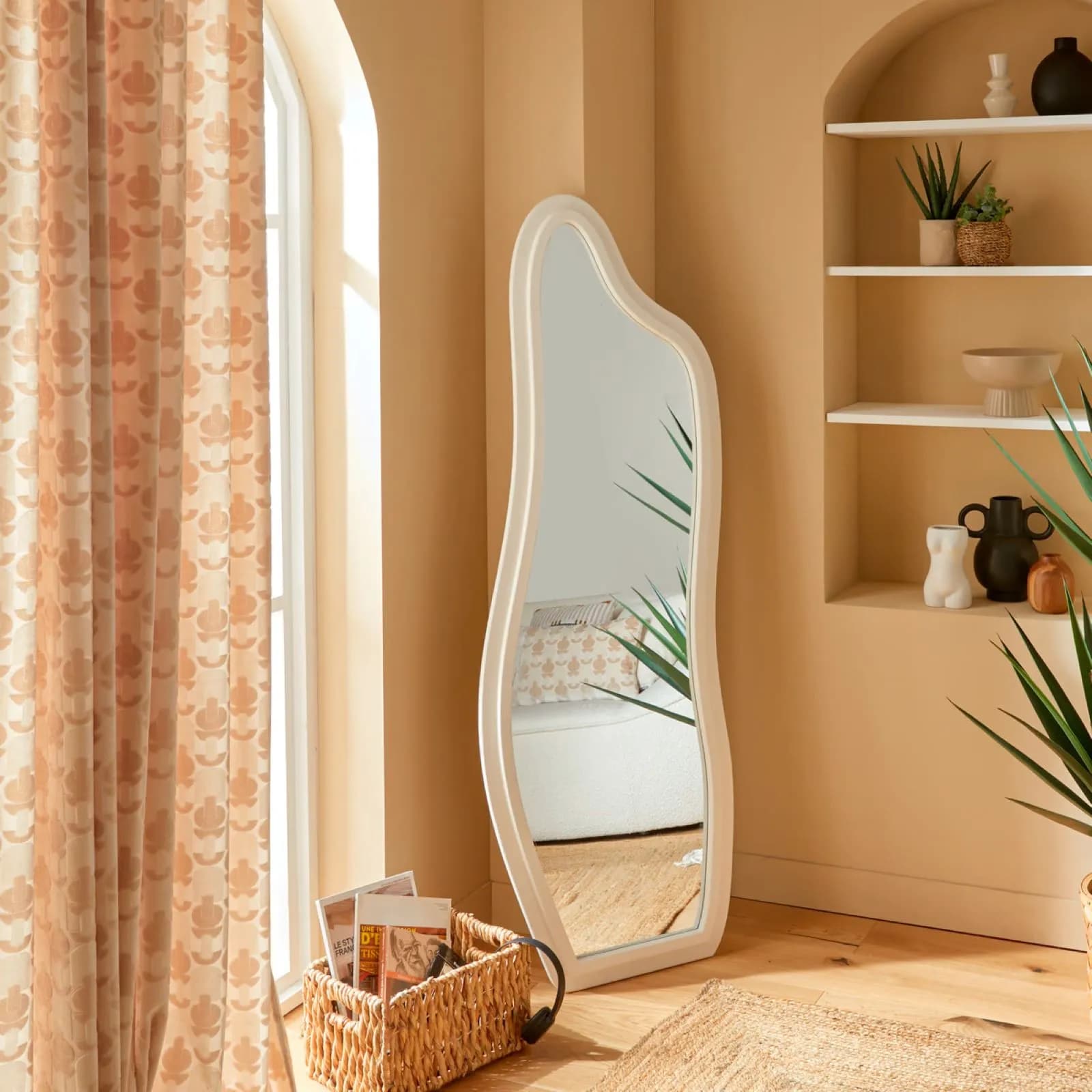 Specchio da terra o sospeso 160h cm in legno bianco effetto pietra