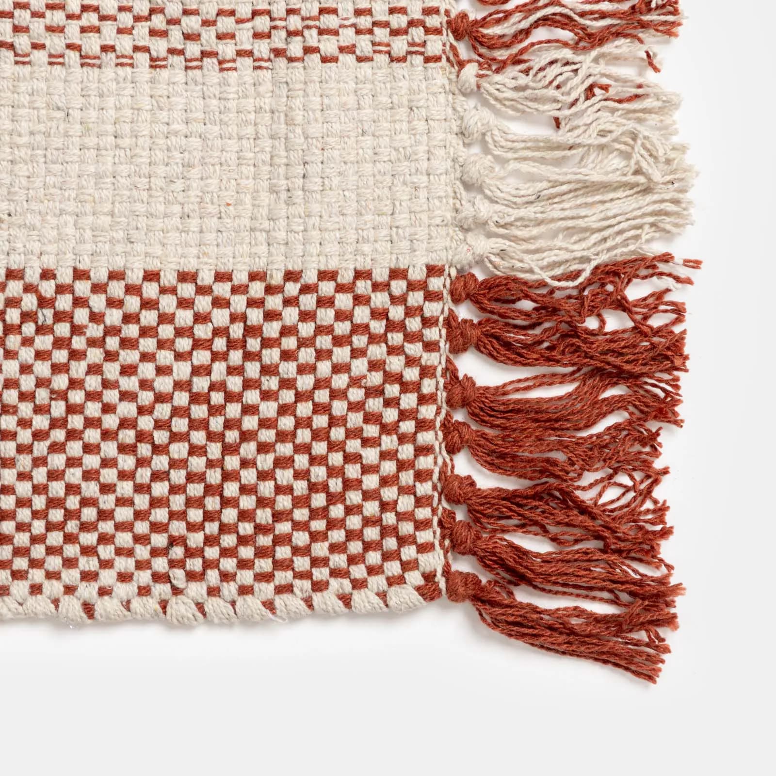 Tappeto 70x140 cm in cotone naturale e marrone con frange