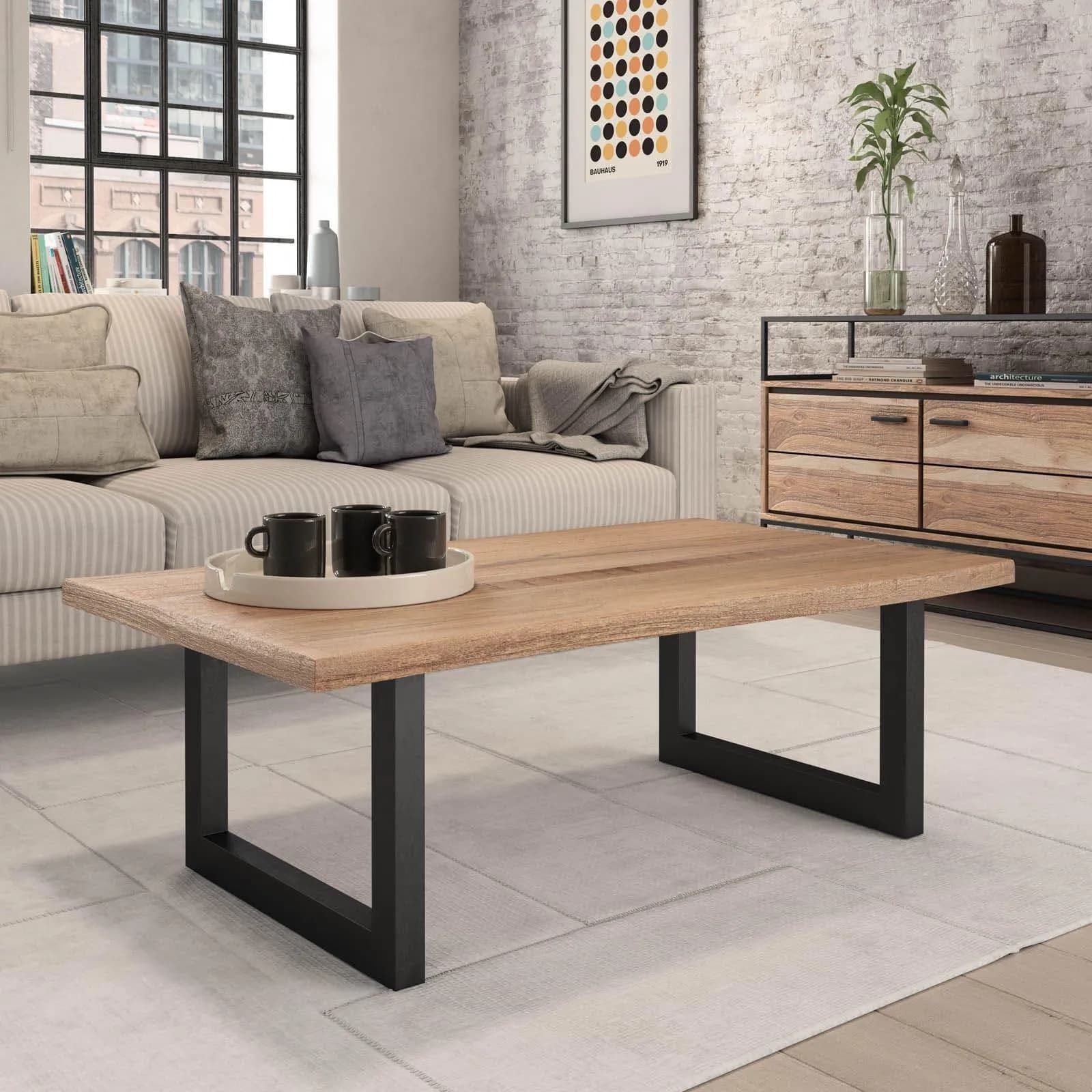 Tavolino 118x70 cm in legno di acacia con gambe nere - Freia Acacia