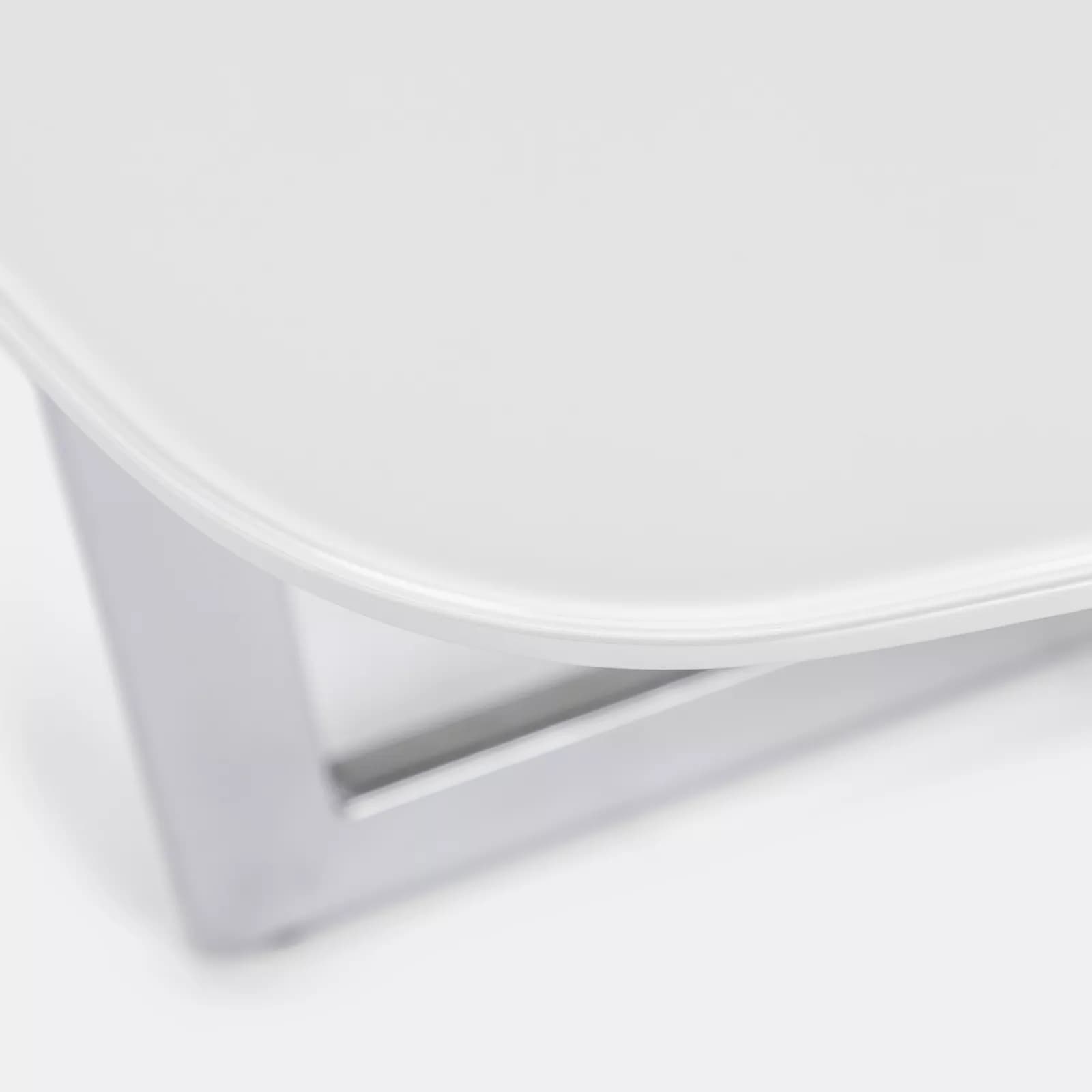 Tavolino 80x60x40 h cm piano in vetro bianco e gambe in metallo cromo - Doveli