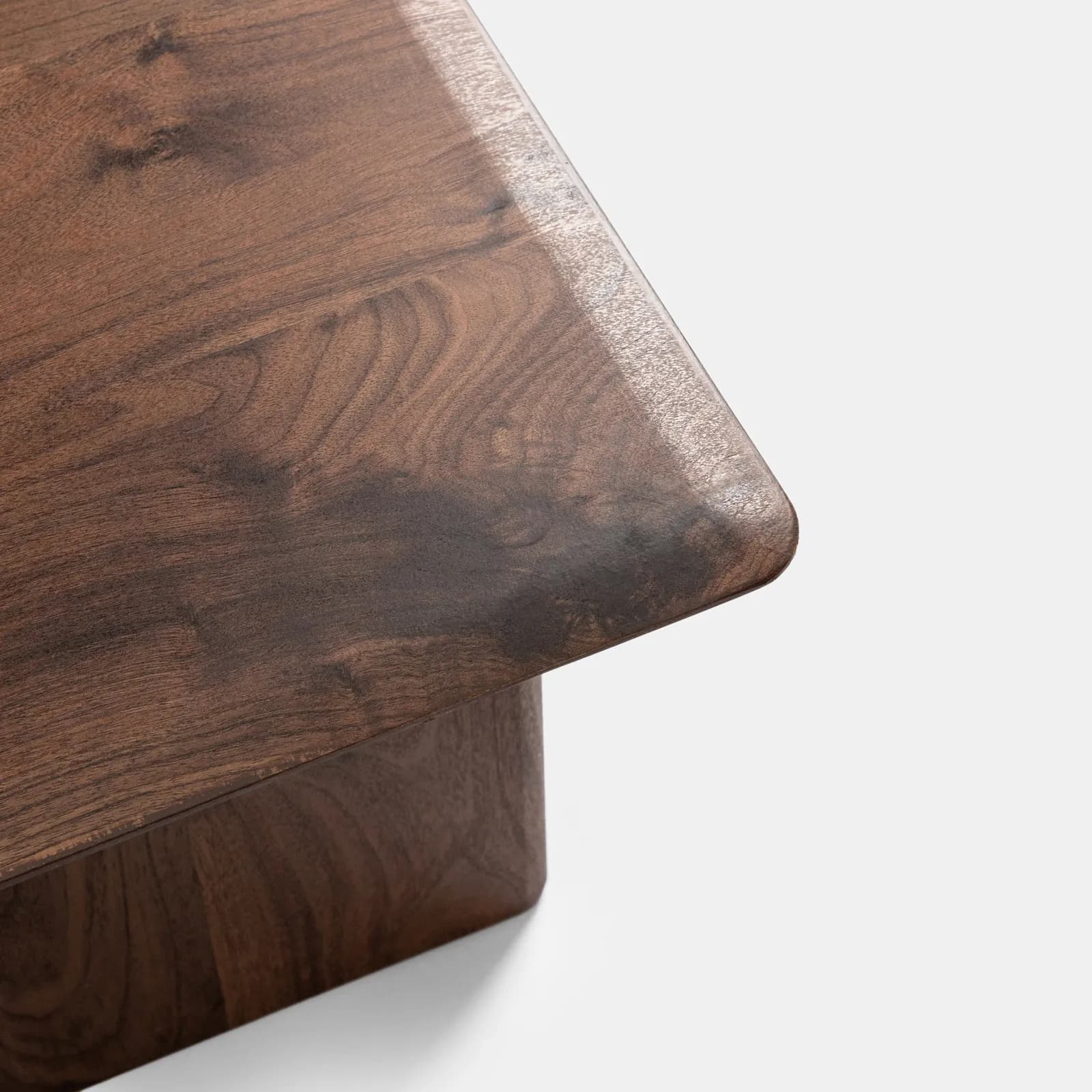 Tavolino 80x80 cm effetto noce - Osbert