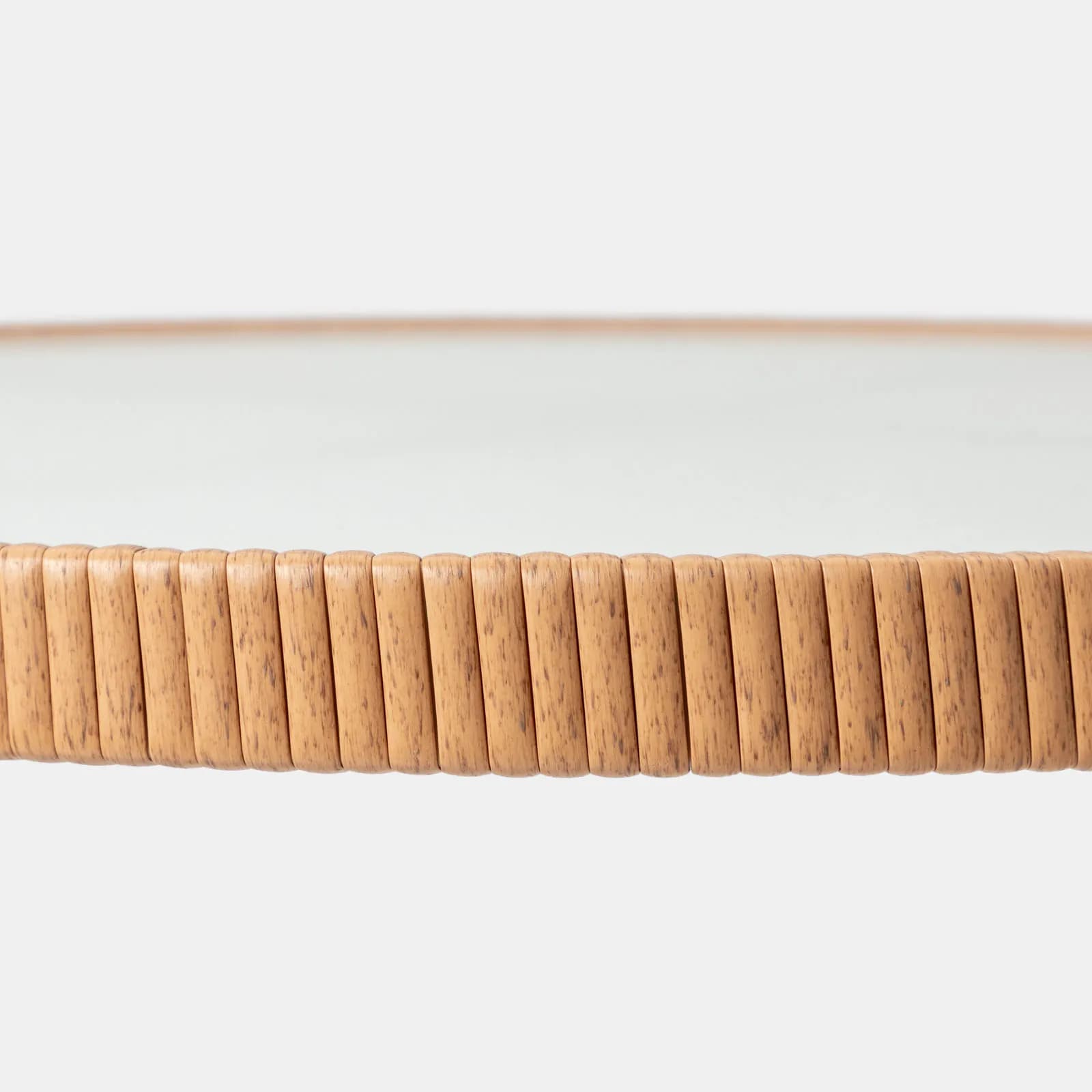 Tavolo alto da esterno rotondo 70 cm in acciaio bianco polyrattan naturale e top in vetro - Griel